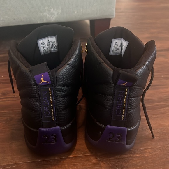 Air Jordan 12 Retro Lakers Field Purple Men’s Size 10.5 Preowned no box - Picture 2 of 9